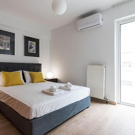Stunning Flat With Lovely Terrace & Parking Garage アテネ エクステリア 写真