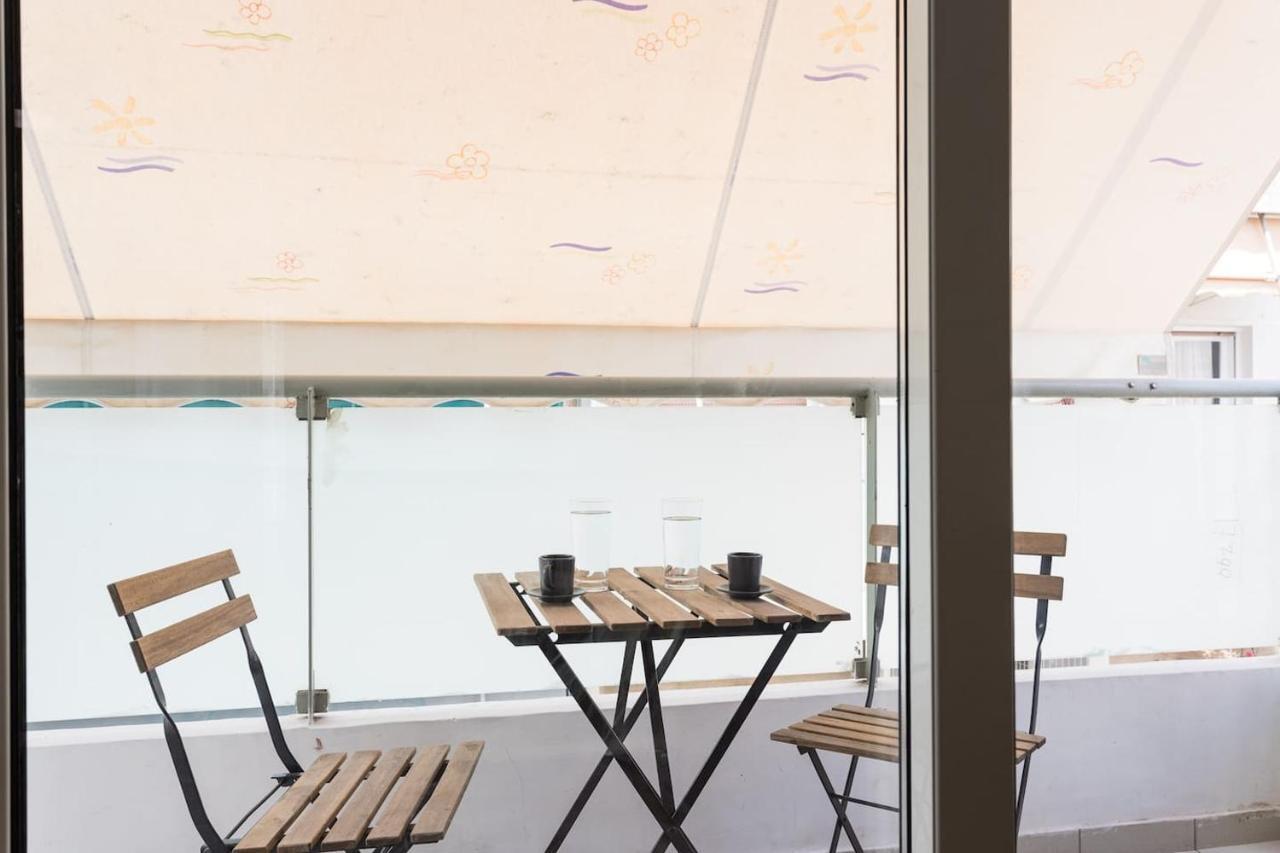 Stunning Flat With Lovely Terrace & Parking Garage アテネ エクステリア 写真