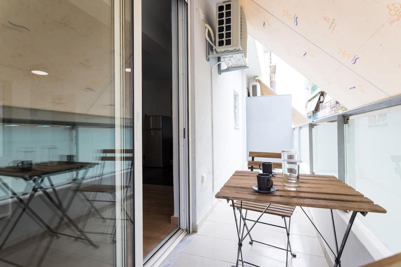 Stunning Flat With Lovely Terrace & Parking Garage アテネ エクステリア 写真